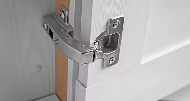 Shower Door Hinge Replacement in Sun City Center, FL