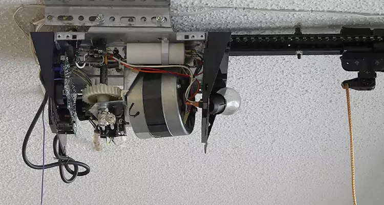 Emergency Garage Door Opener Repair in Sun City Center, FL