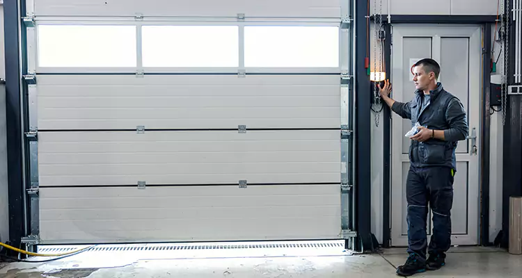 Modern Overhead Door Repair in Sun City Center, FL