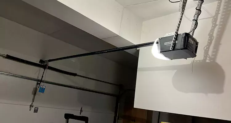 Linear Garage Door Opener Repair in Sun City Center, FL