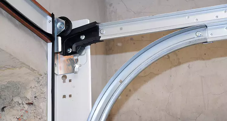 Maintain Liftmaster Garage Door Off Track in Sun City Center, FL