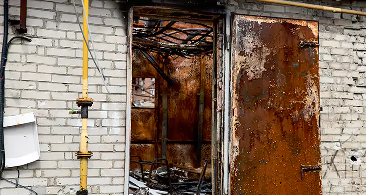 Metal Door Rust Repair in Sun City Center, FL