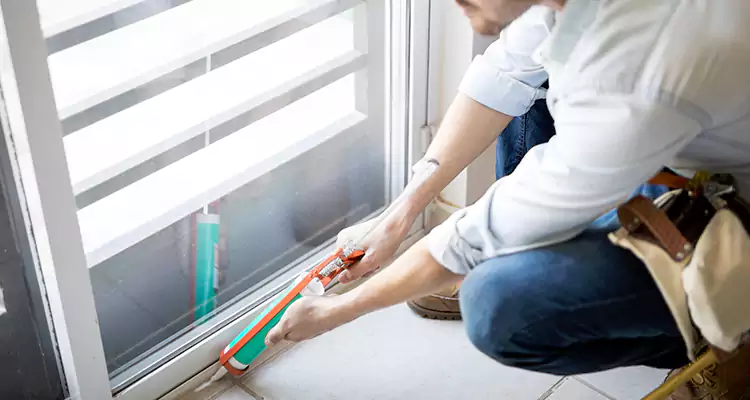 Dap Window Caulk Repair in Sun City Center, FL